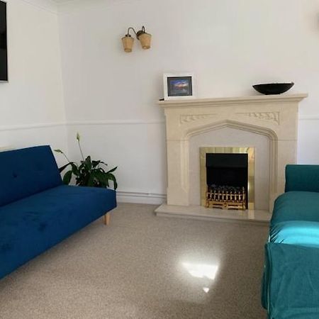 Private Room & Lounge In Town Centre With Parking Стратфорд-апон-Эйвон Экстерьер фото