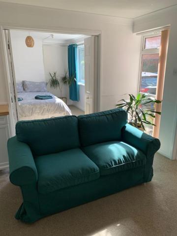 Private Room & Lounge In Town Centre With Parking Стратфорд-апон-Эйвон Экстерьер фото